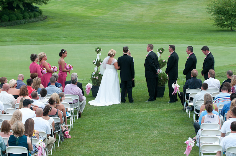 photographing the wedding of Dave and Lisa